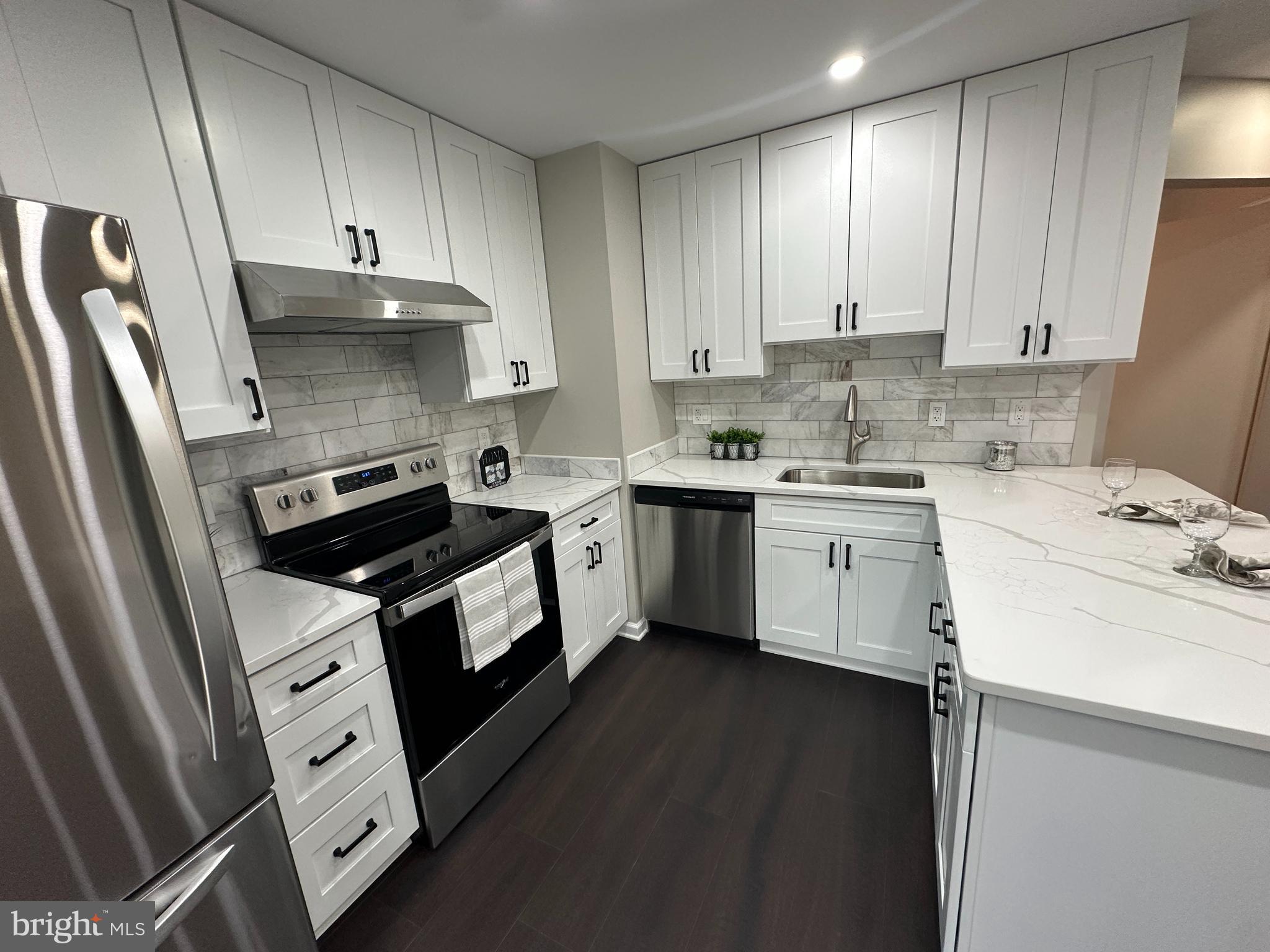 10879 CAMPAIGN COURT