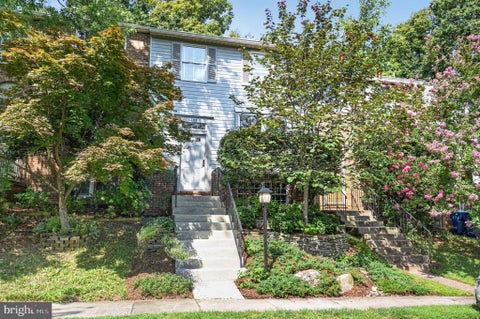 Photo of 6003 Chicory Place, ALEXANDRIA, VA 22310 (MLS # VAFX2330786)