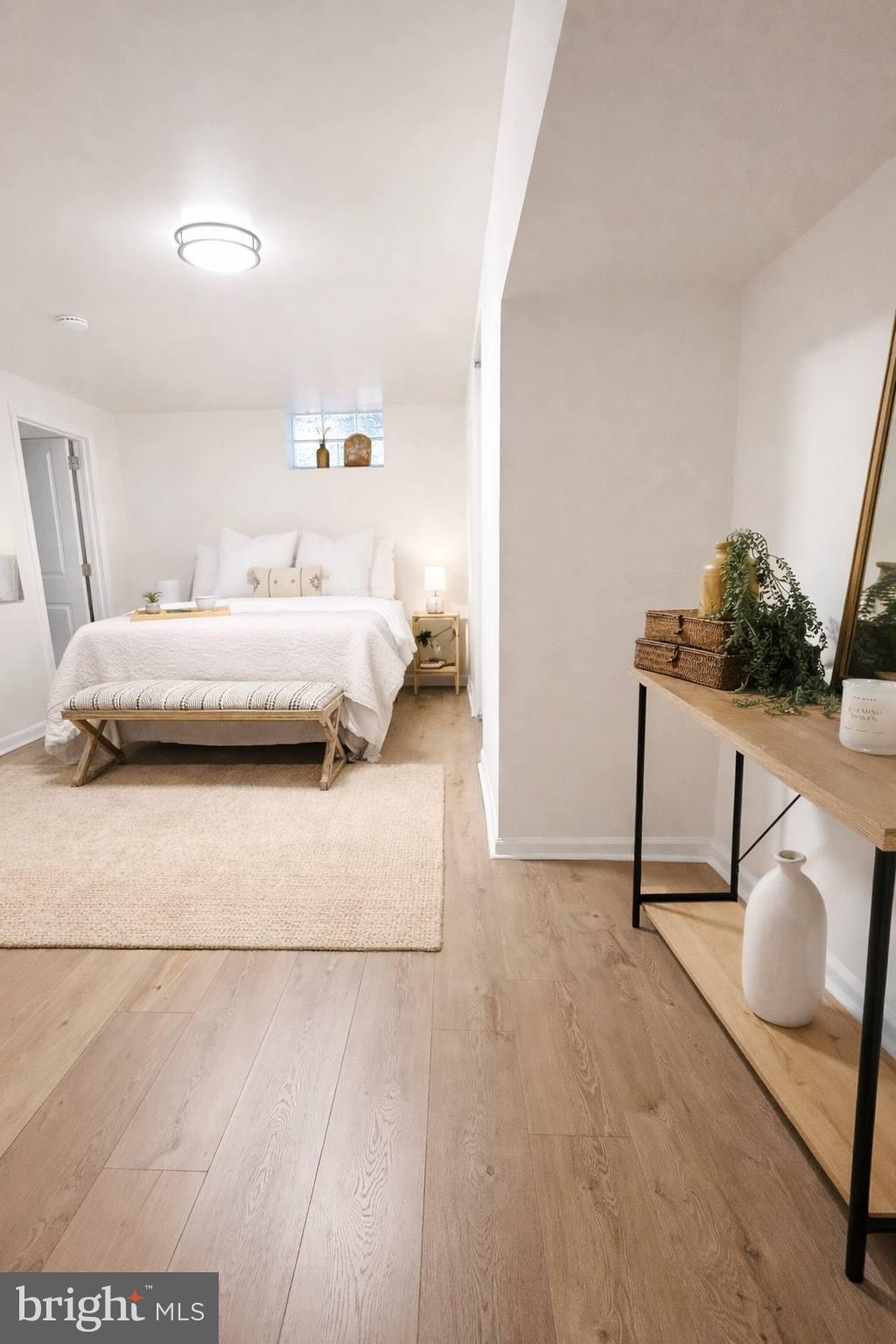 TAYLOR HEIGHTS - Residential Income