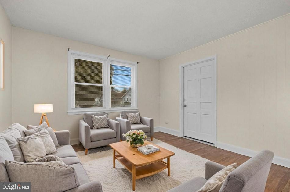 TAYLOR HEIGHTS - Residential Income