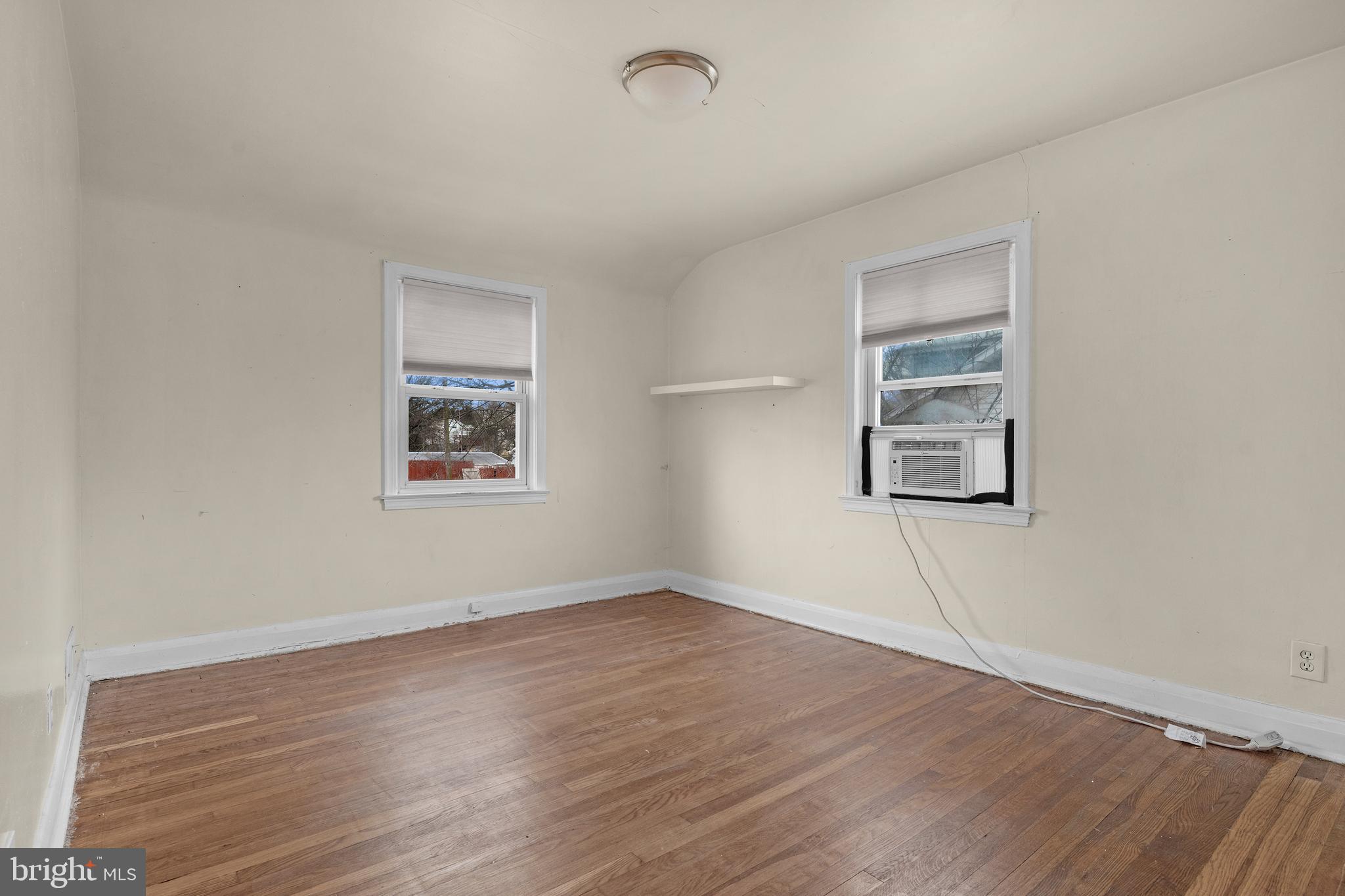 TAYLOR HEIGHTS - Residential Income