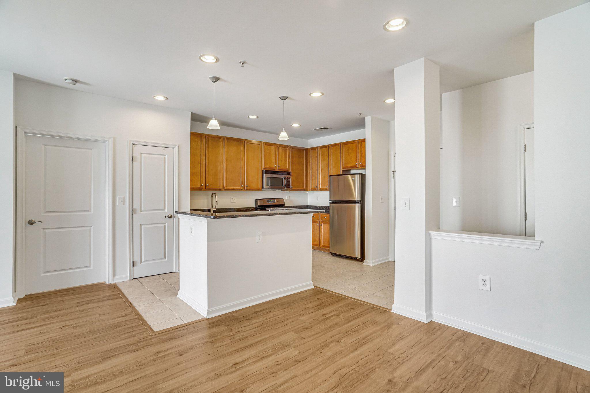 2655 PROSPERITY AVENUE 203