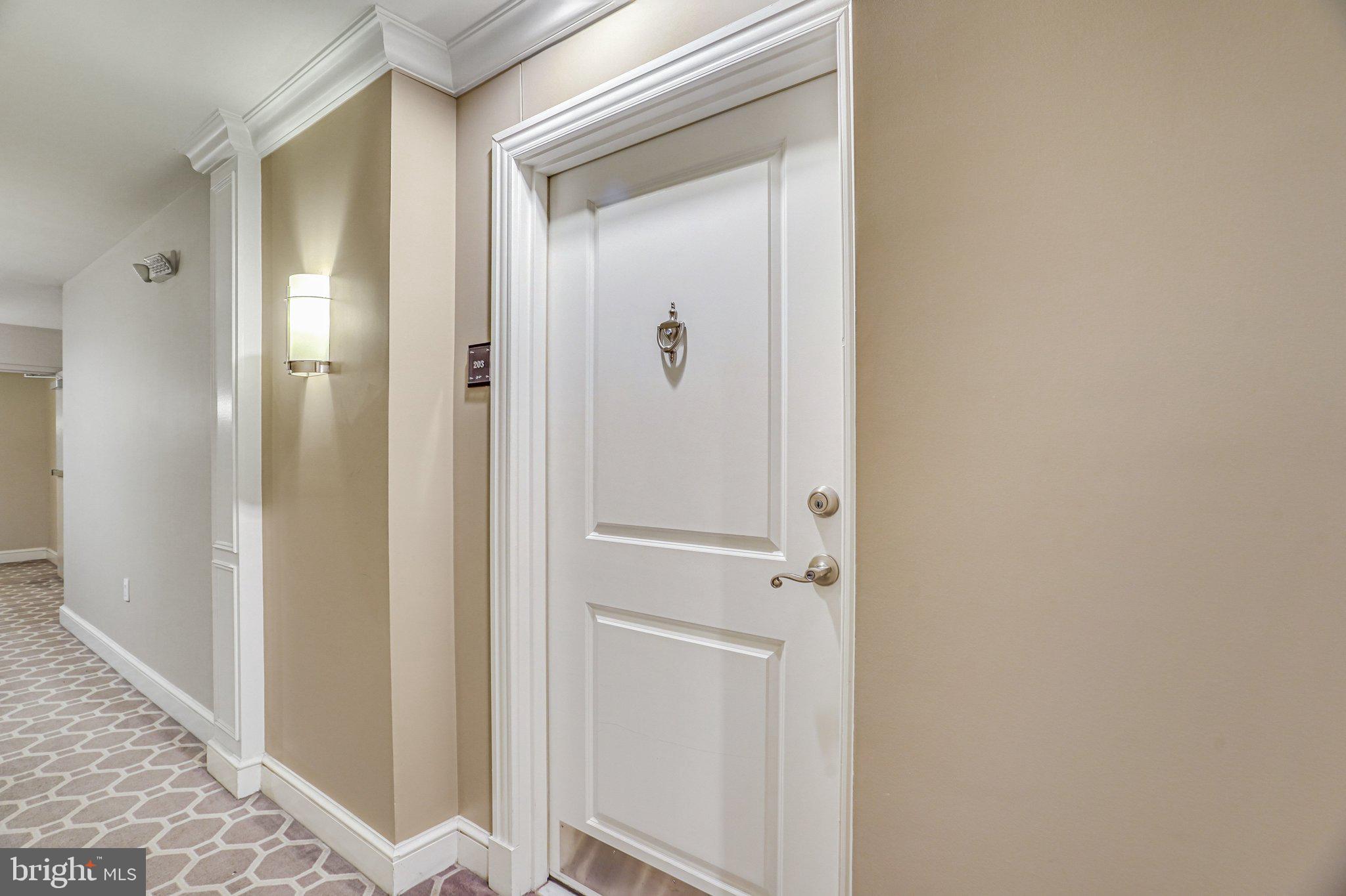 2655 PROSPERITY AVENUE 203