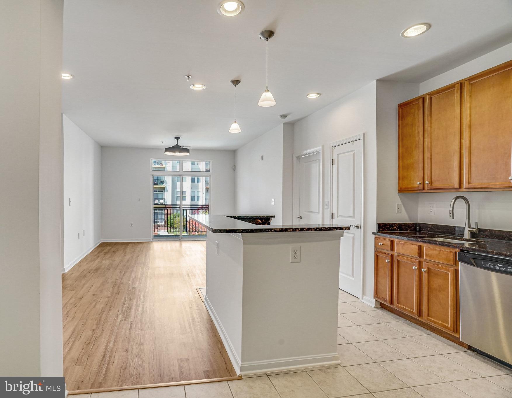 2655 PROSPERITY AVENUE 203