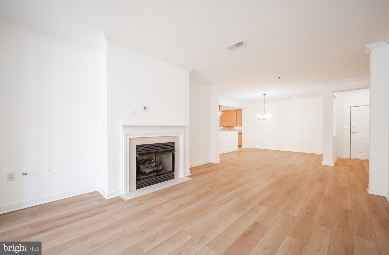 PROVIDENCE SQUARE - Residential