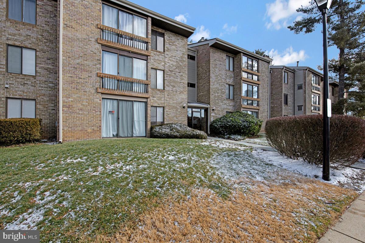 VILLAGE OF WILDE LAKE - Residential