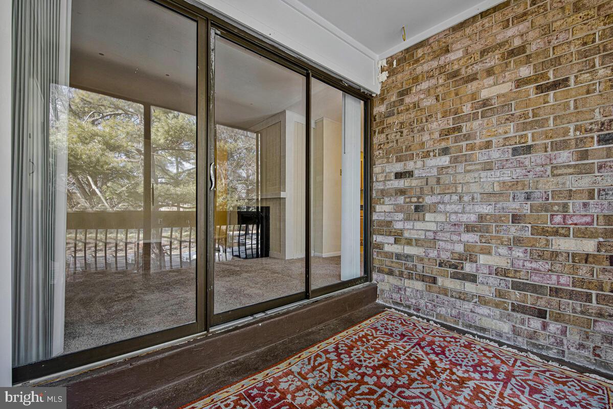 VILLAGE OF WILDE LAKE - Residential