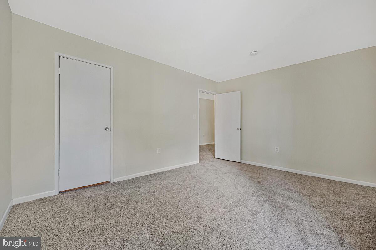 VILLAGE OF WILDE LAKE - Residential