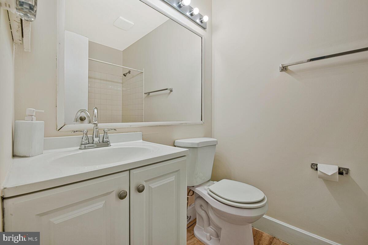 VILLAGE OF WILDE LAKE - Residential