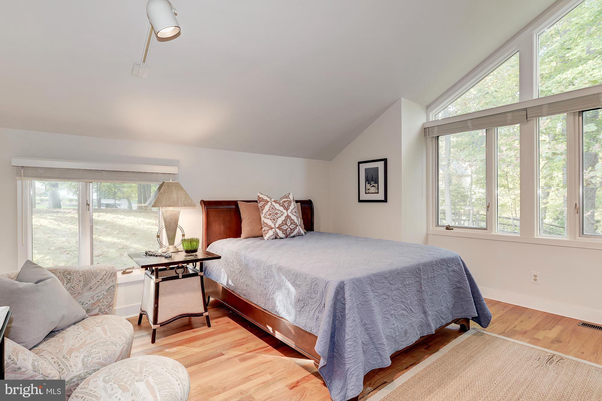 THE PALISADES - Residential