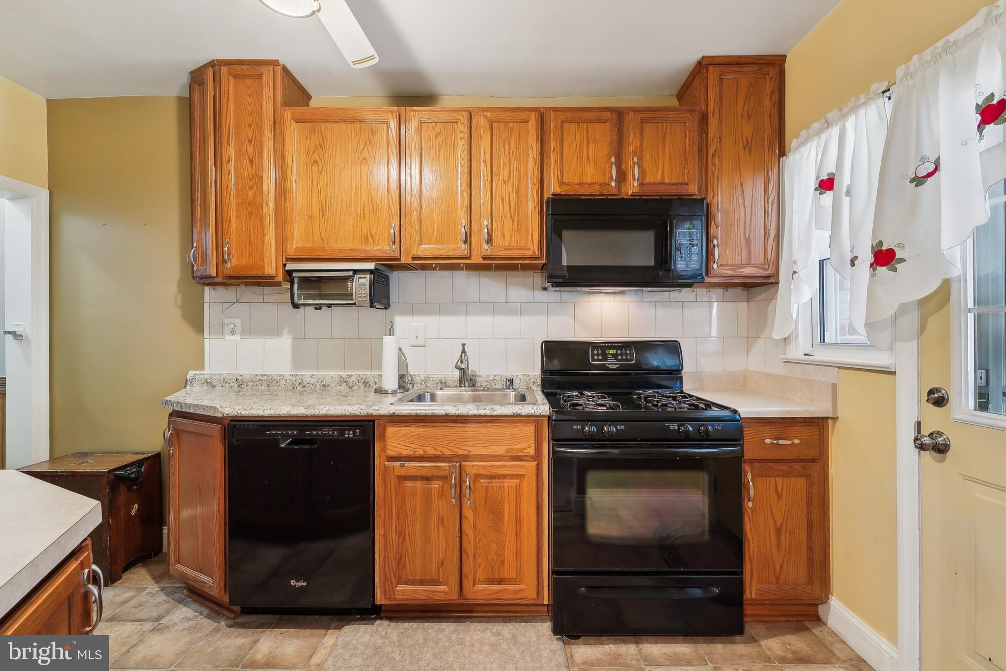 WARD 27 - Residential