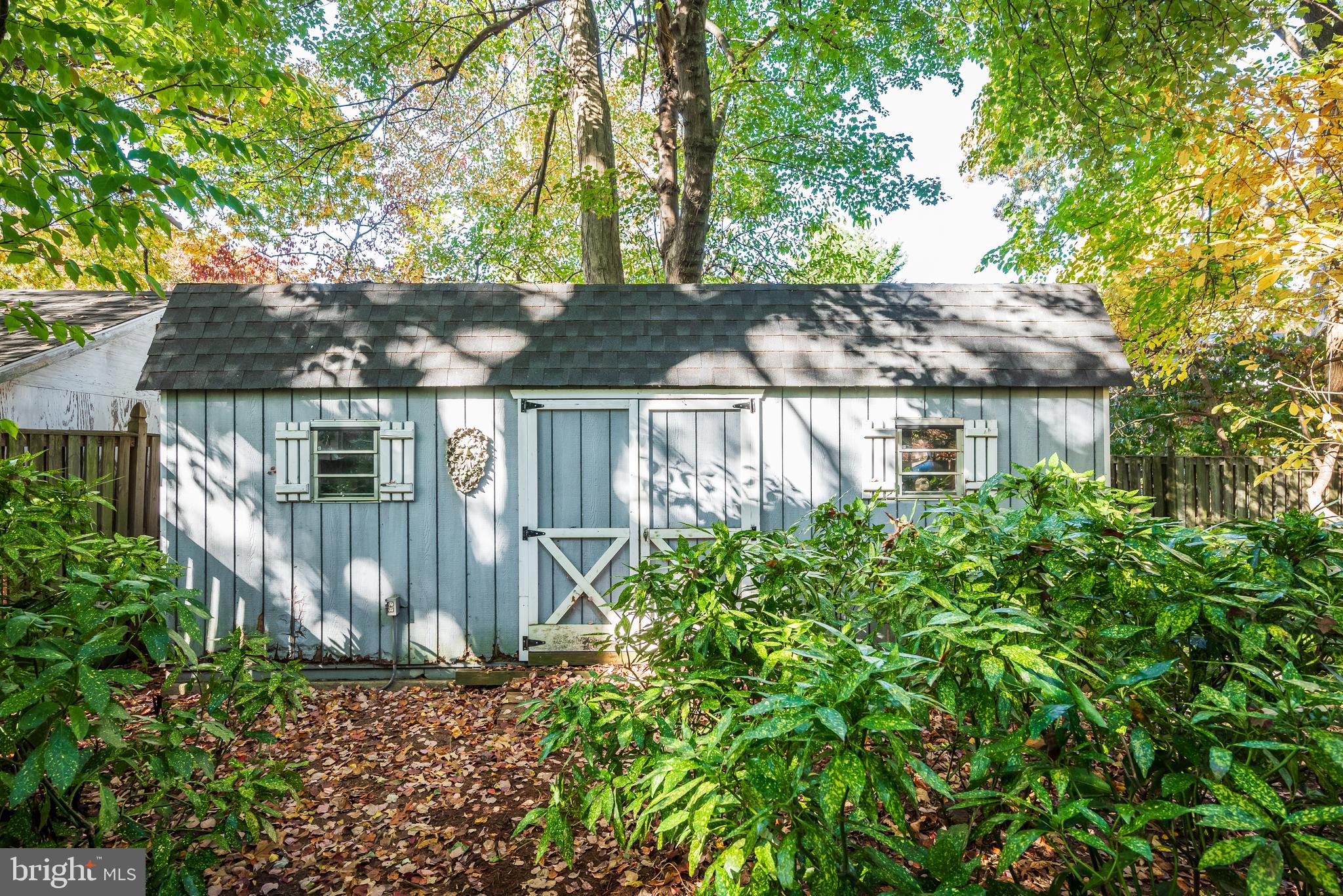 WEST END PARK - Residential