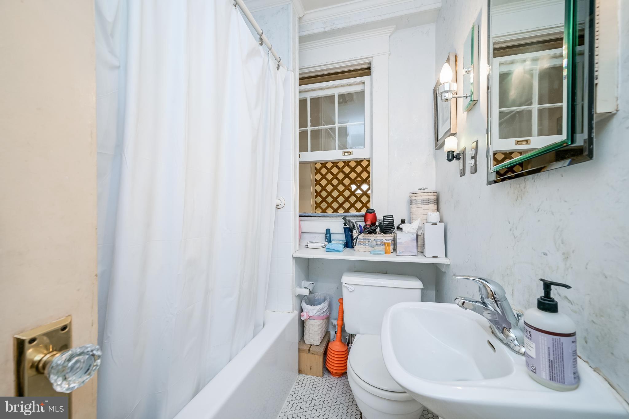 WEST END PARK - Residential