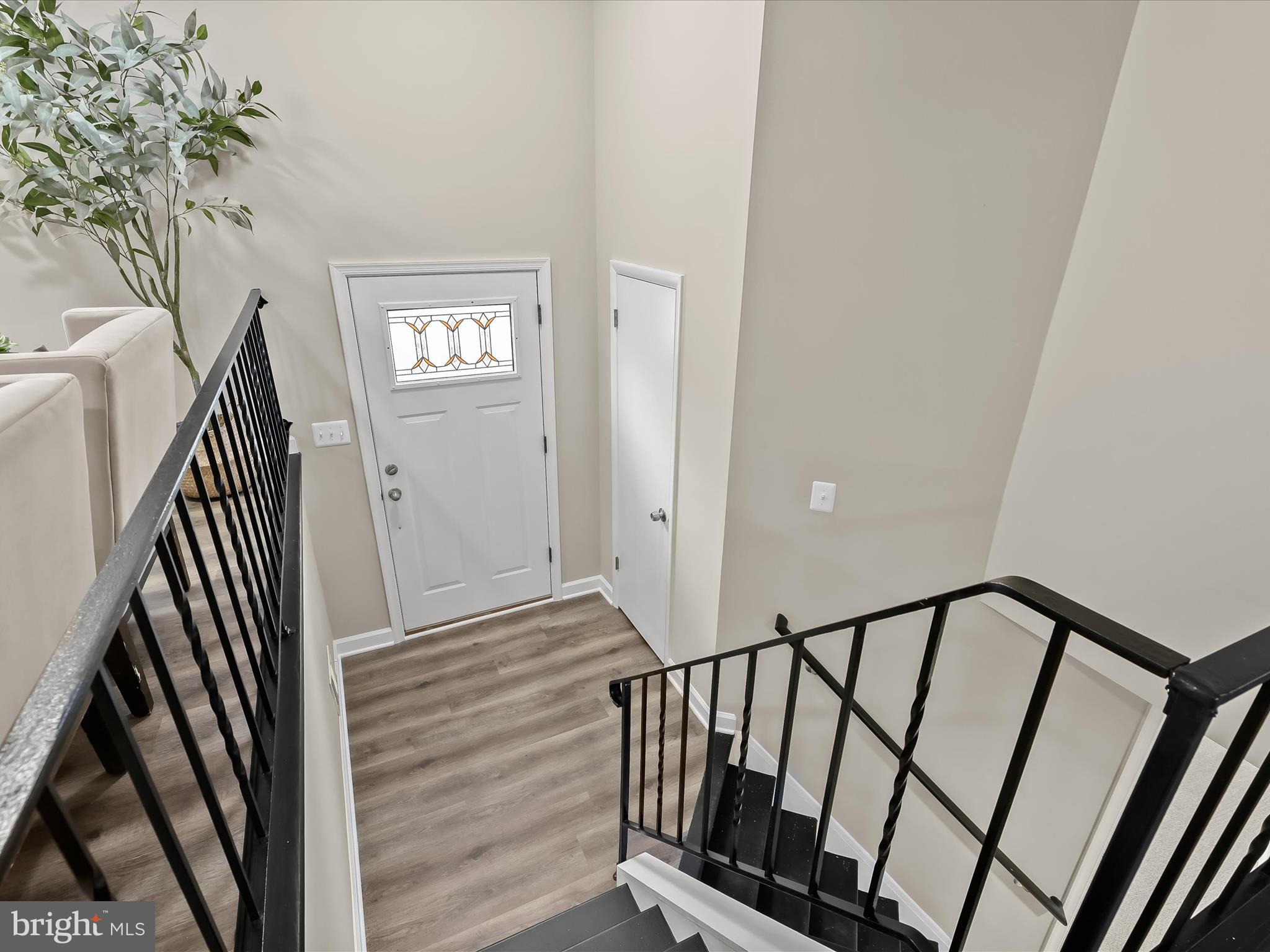 2104 CAMERON COURT