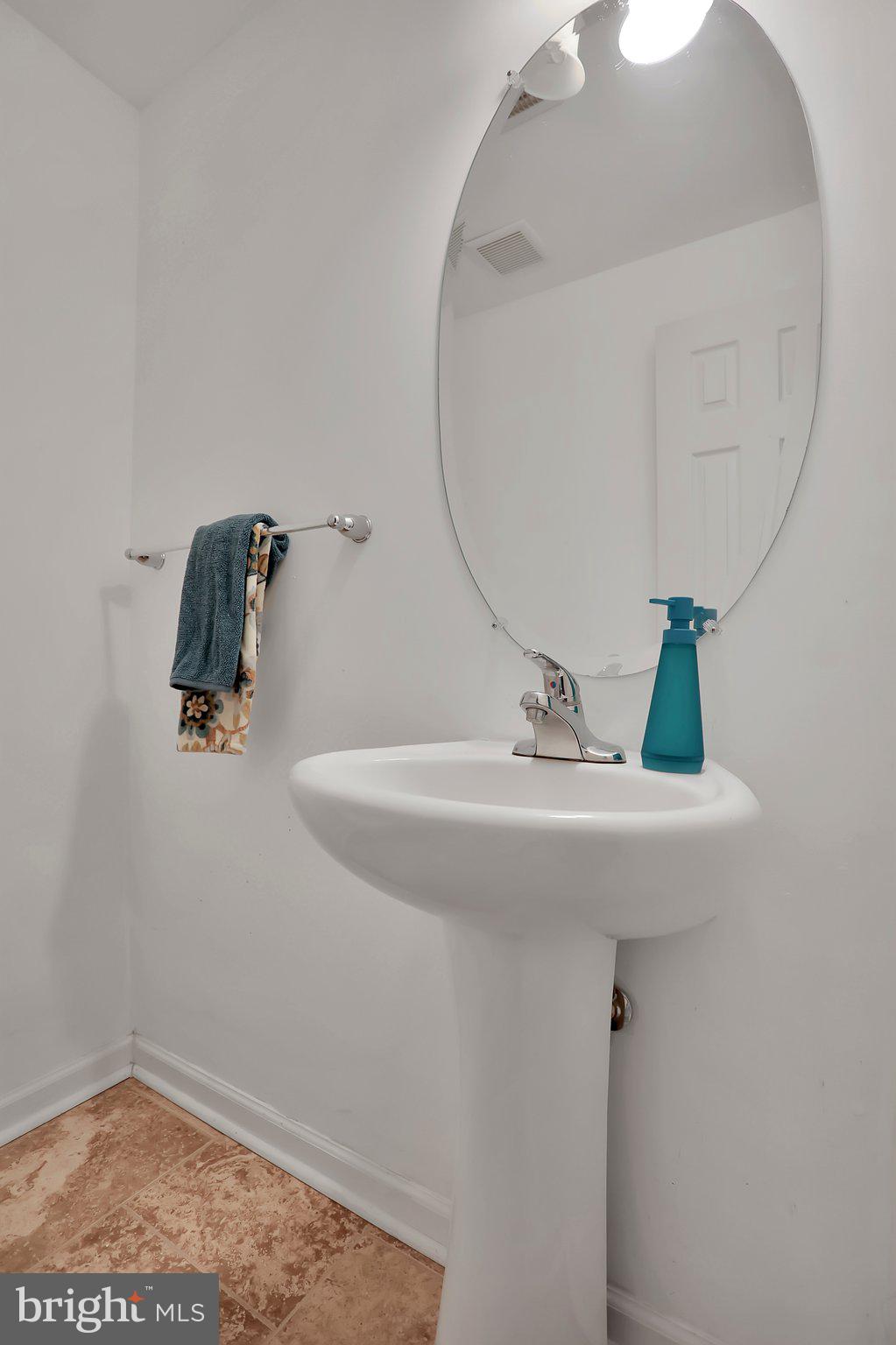 LAKELAND PLACE - Residential