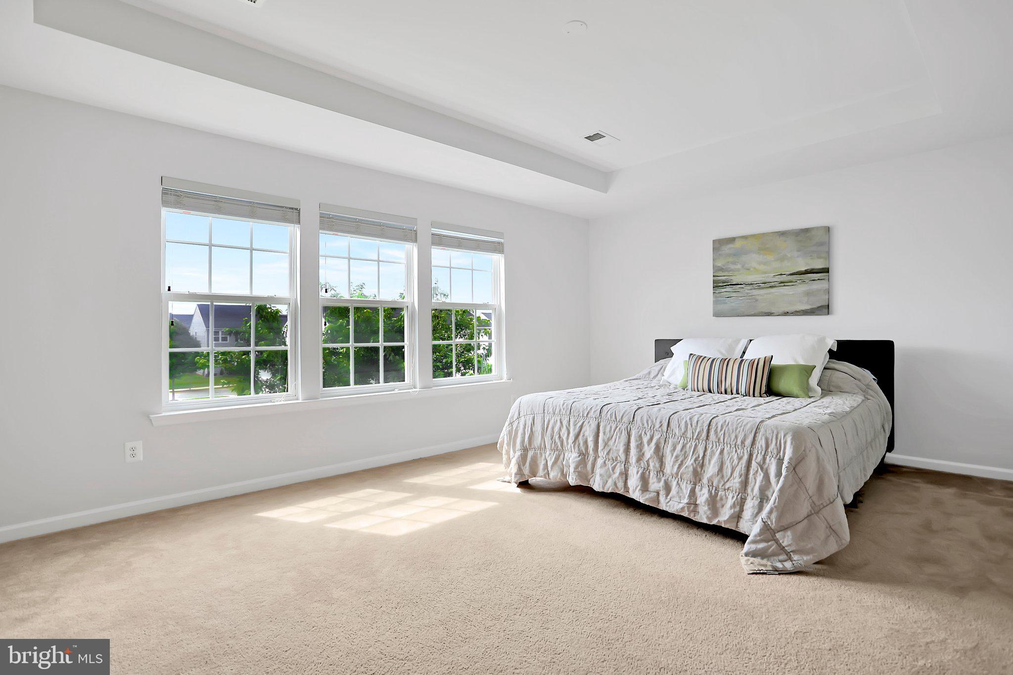 LAKELAND PLACE - Residential