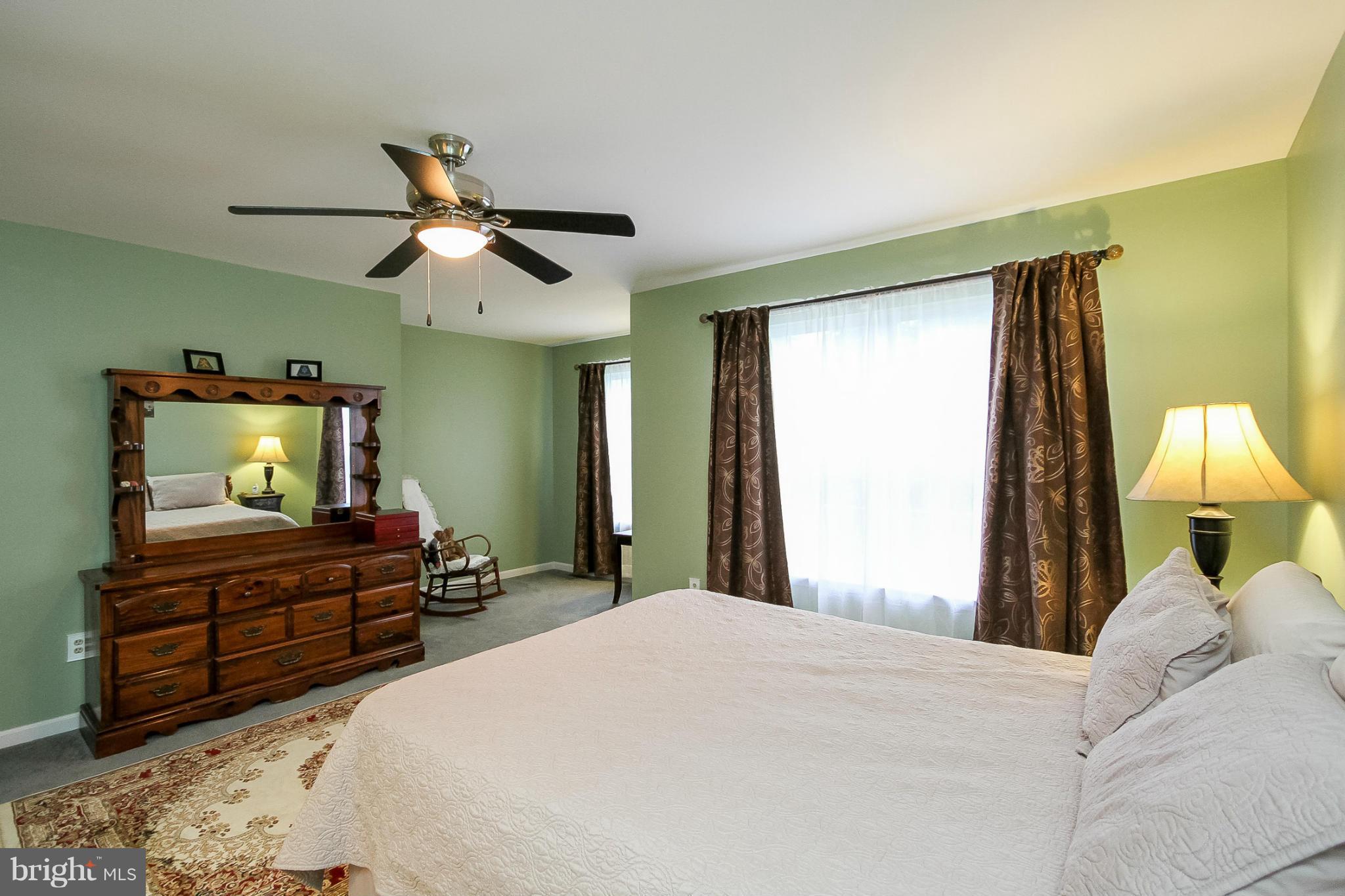 CONSTITUTION HILLS - Residential