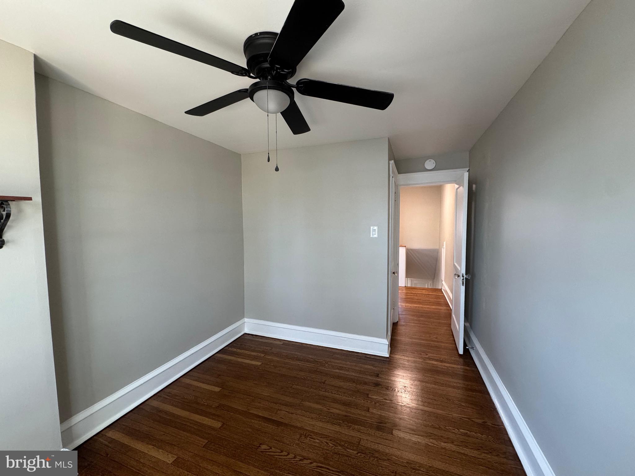 EAST FALLS - Residential Lease