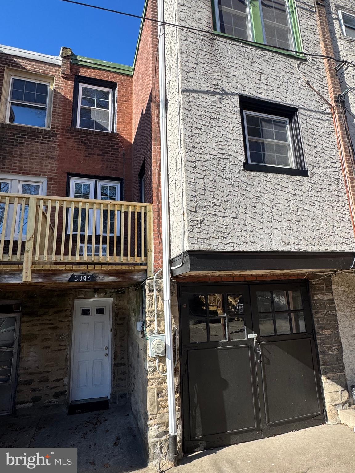 EAST FALLS - Residential Lease