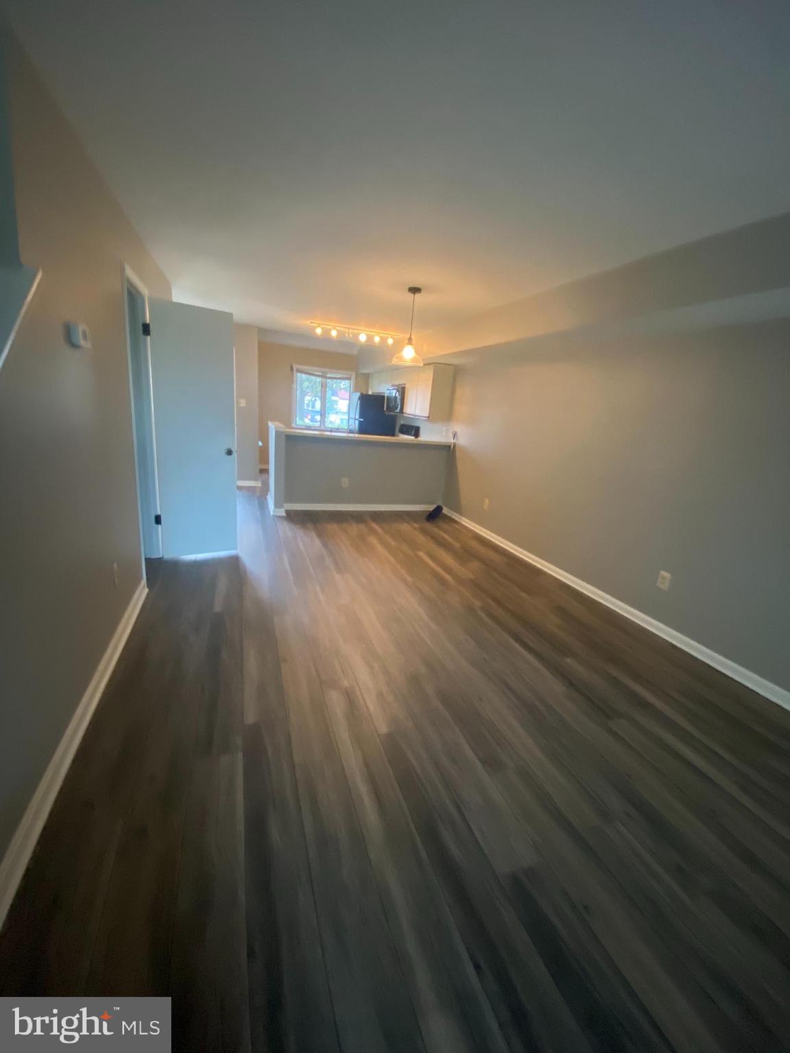 QUEENS LANDING - Residential Lease