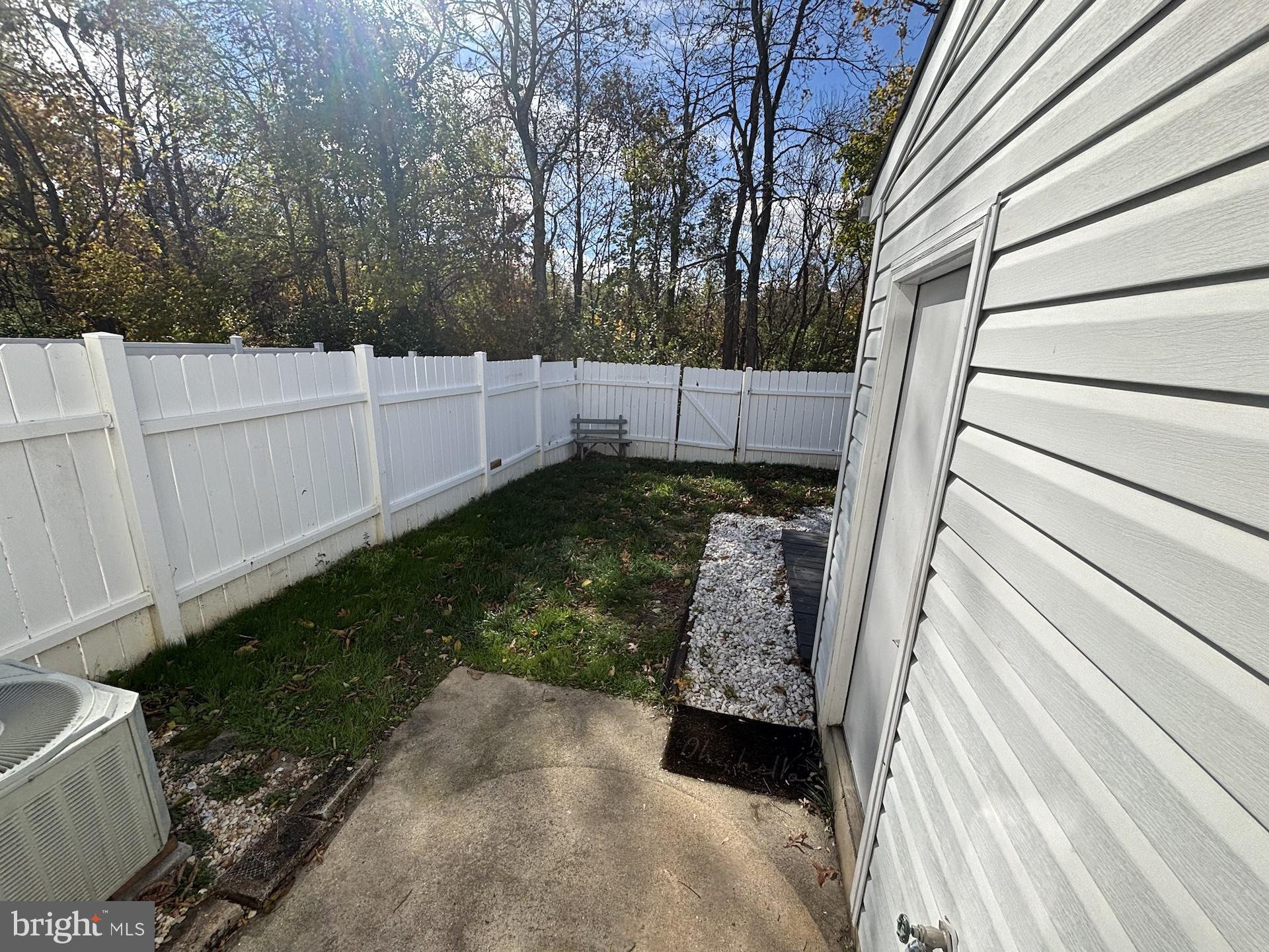 FAIROAKS - Residential Lease