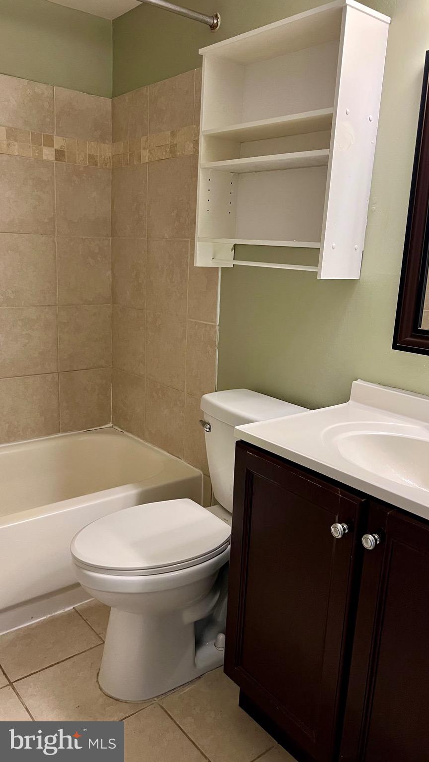 WOODLAKE TOWERS - Residential