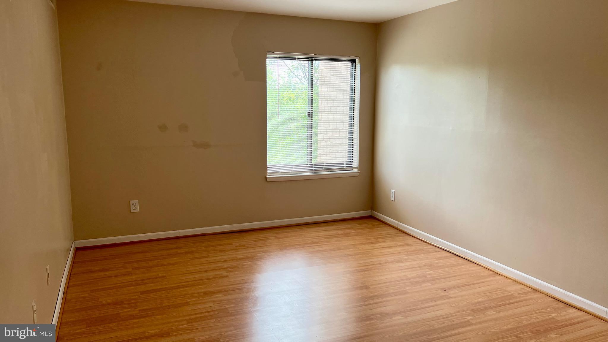 WOODLAKE TOWERS - Residential