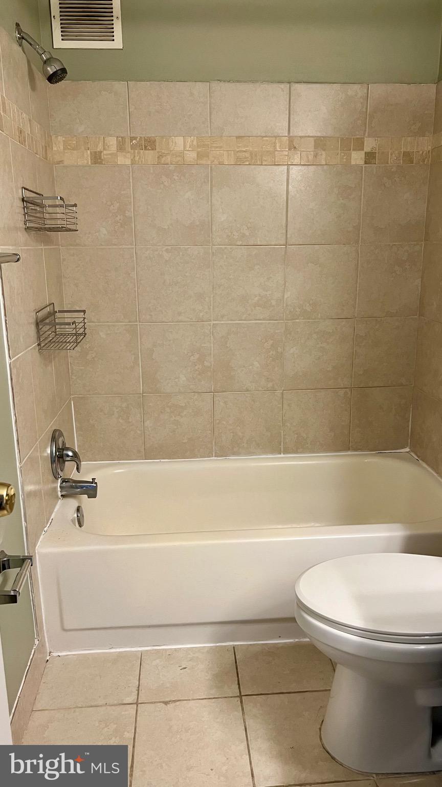 WOODLAKE TOWERS - Residential