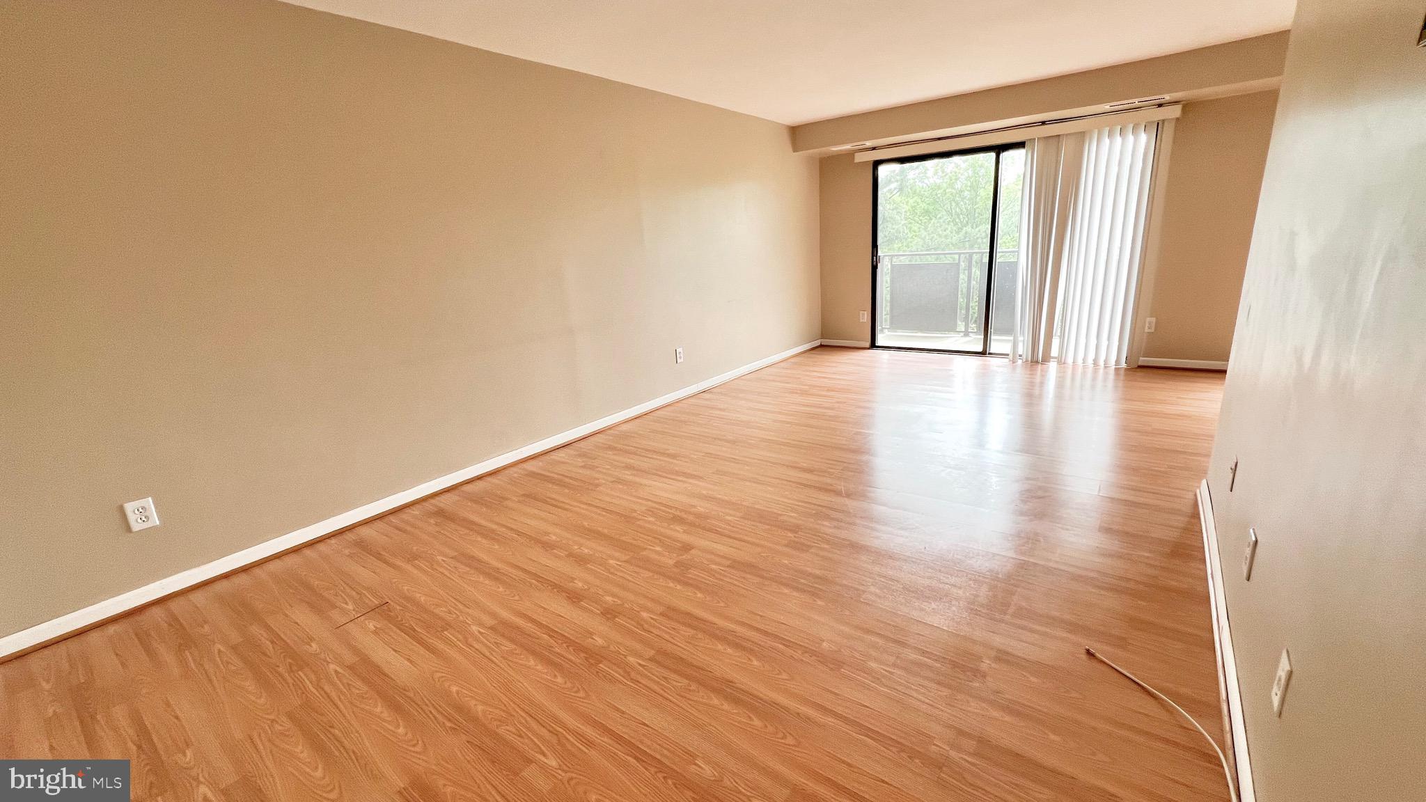 WOODLAKE TOWERS - Residential