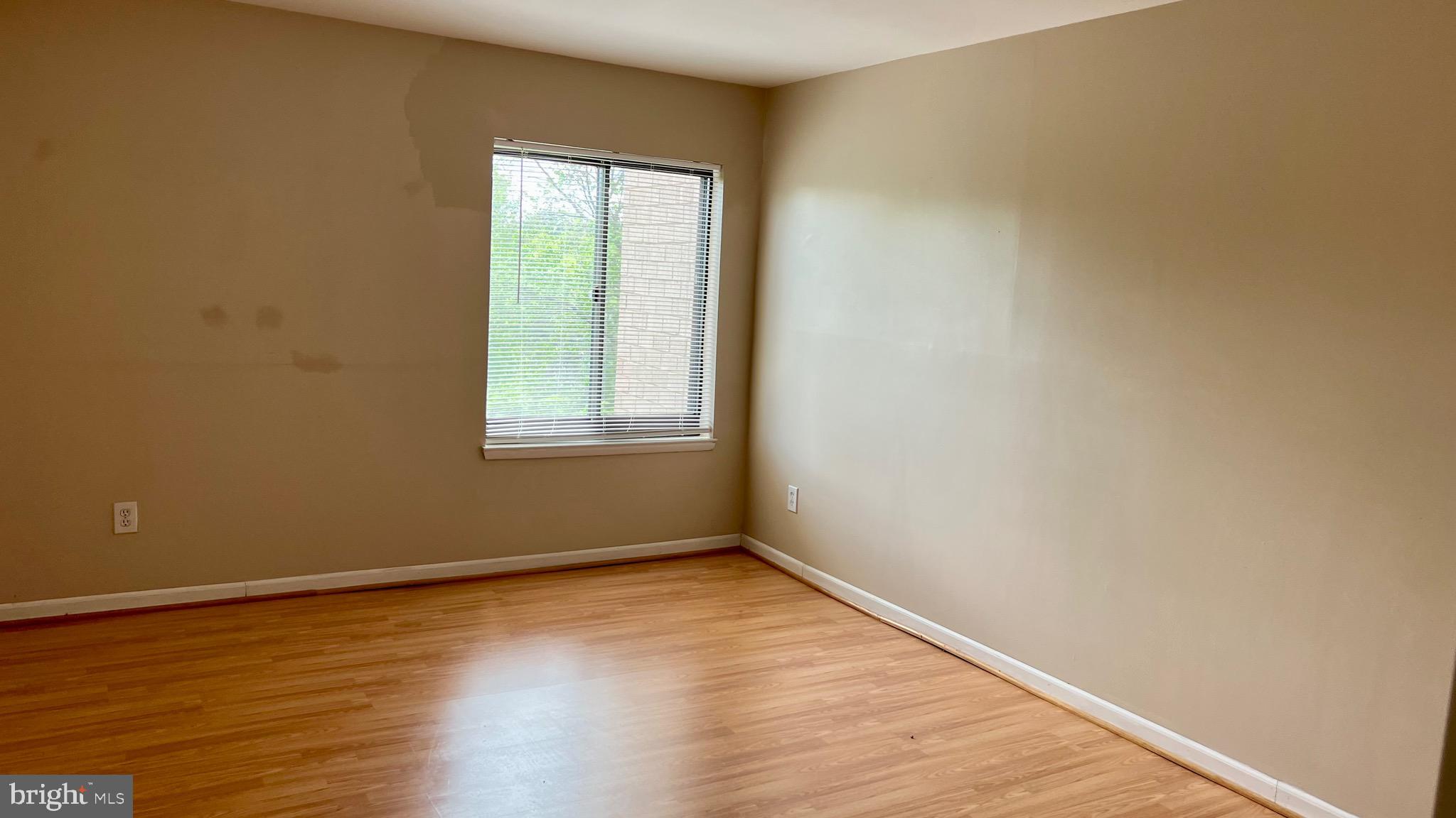 WOODLAKE TOWERS - Residential