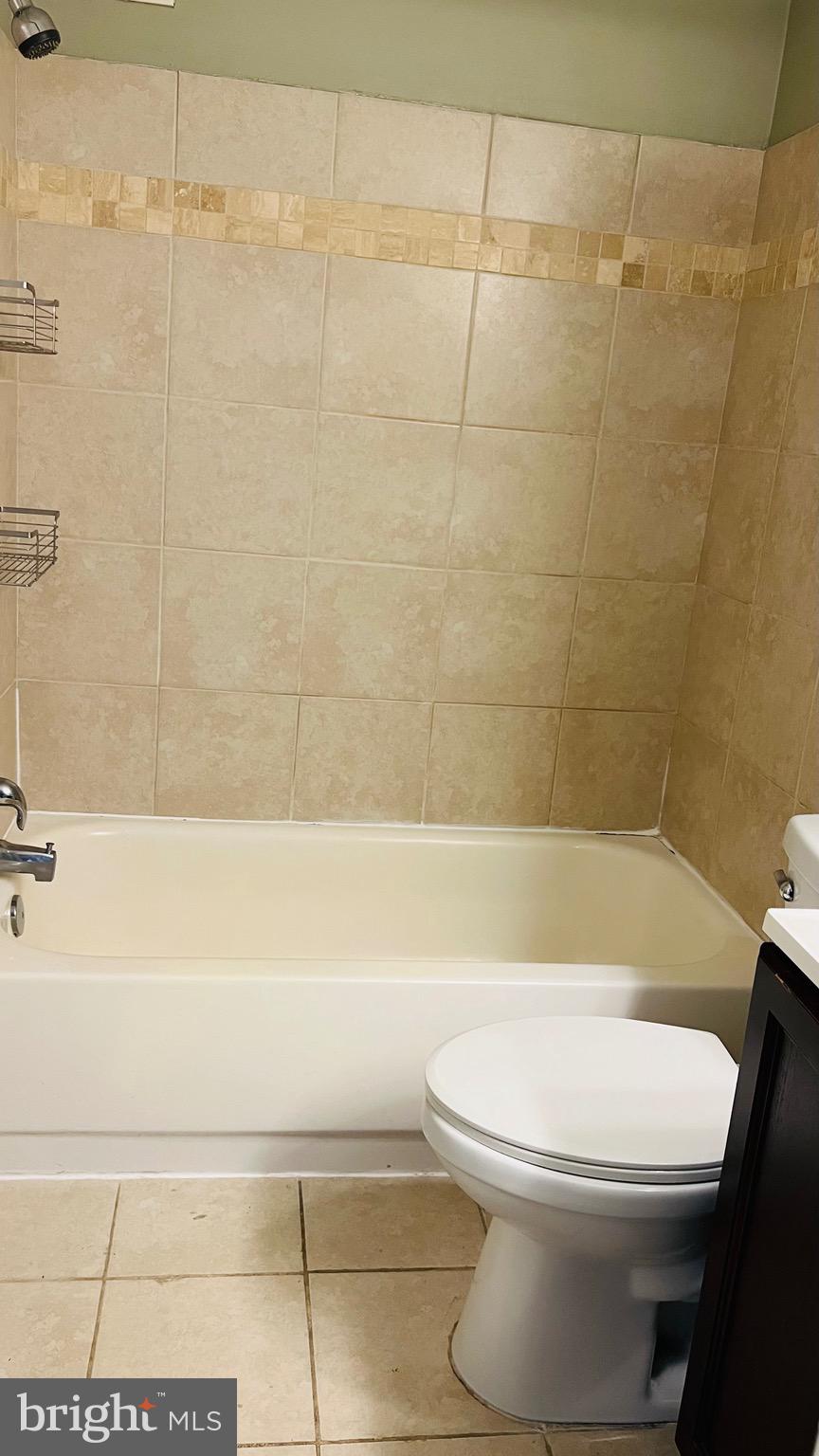 WOODLAKE TOWERS - Residential