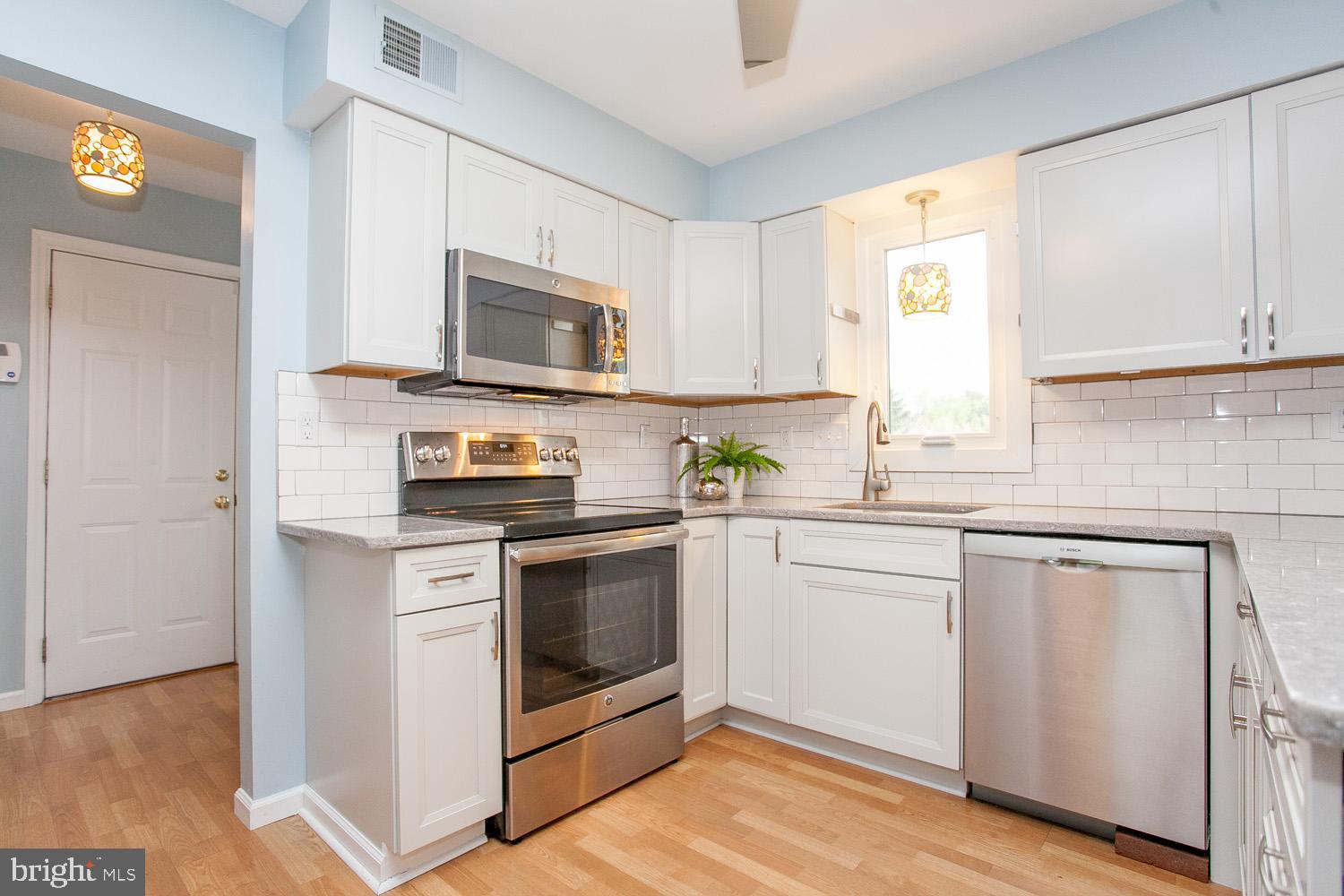 MERLIN HILLS - Residential