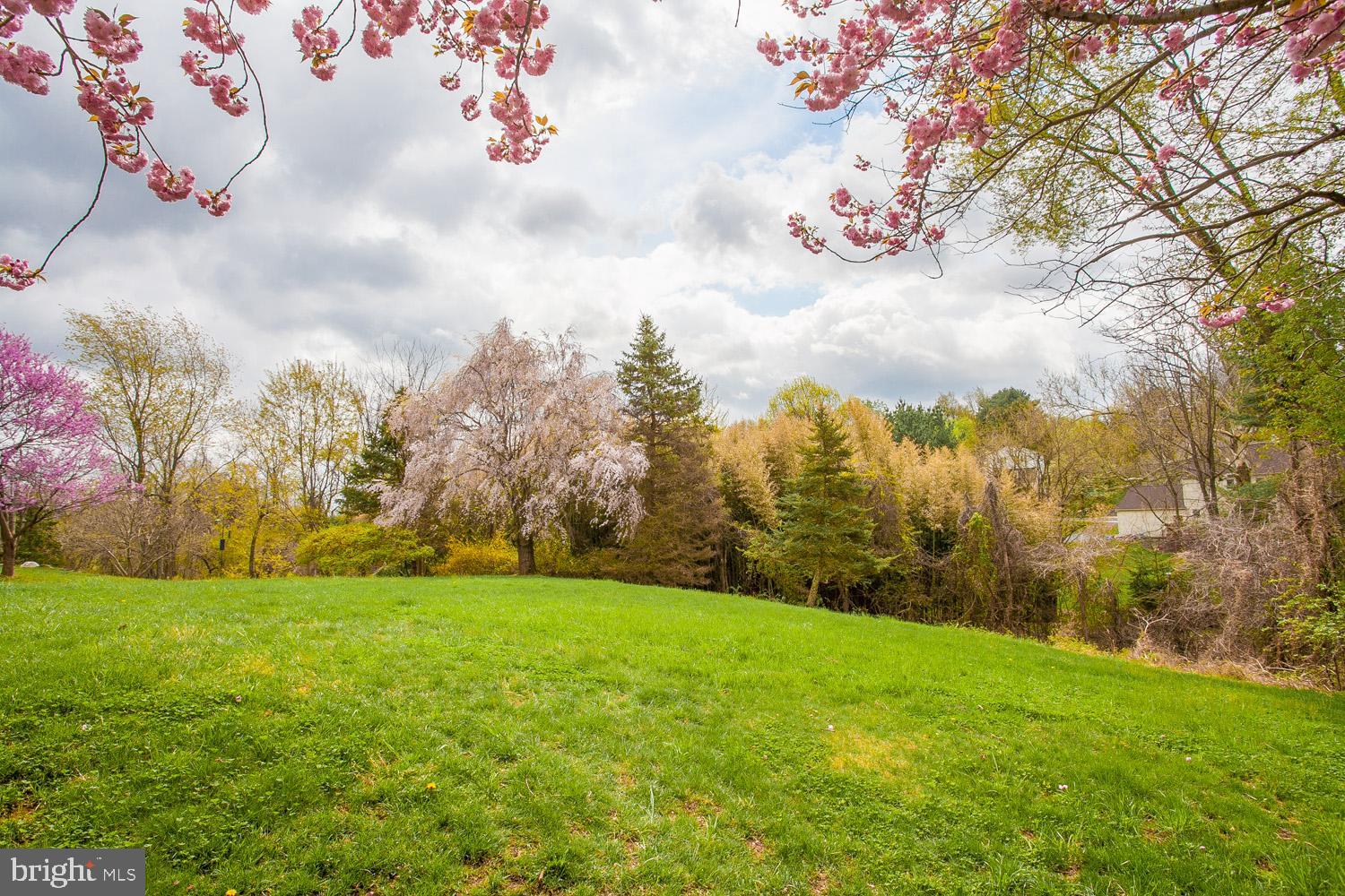 MERLIN HILLS - Residential