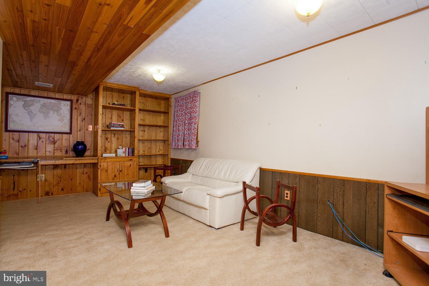 MERLIN HILLS - Residential