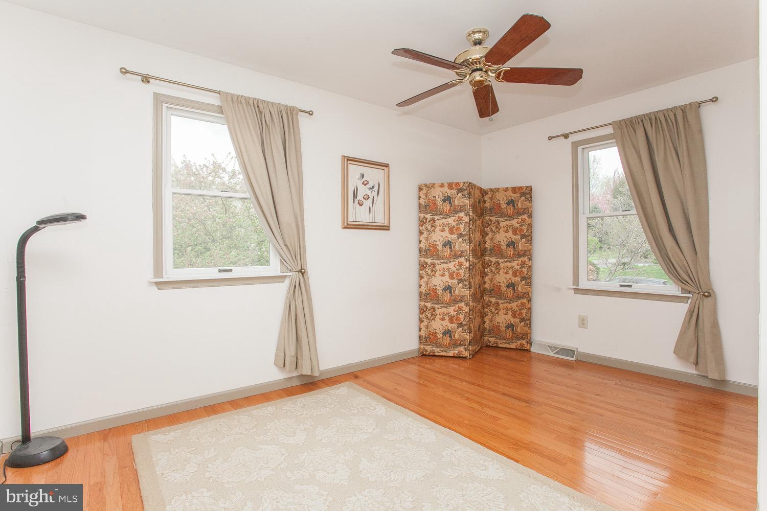 MERLIN HILLS - Residential