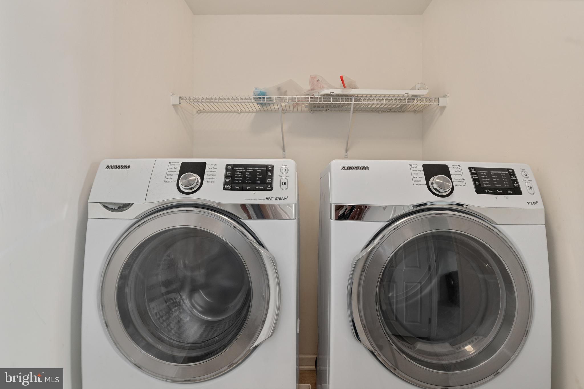 SPRING LAKE - Residential