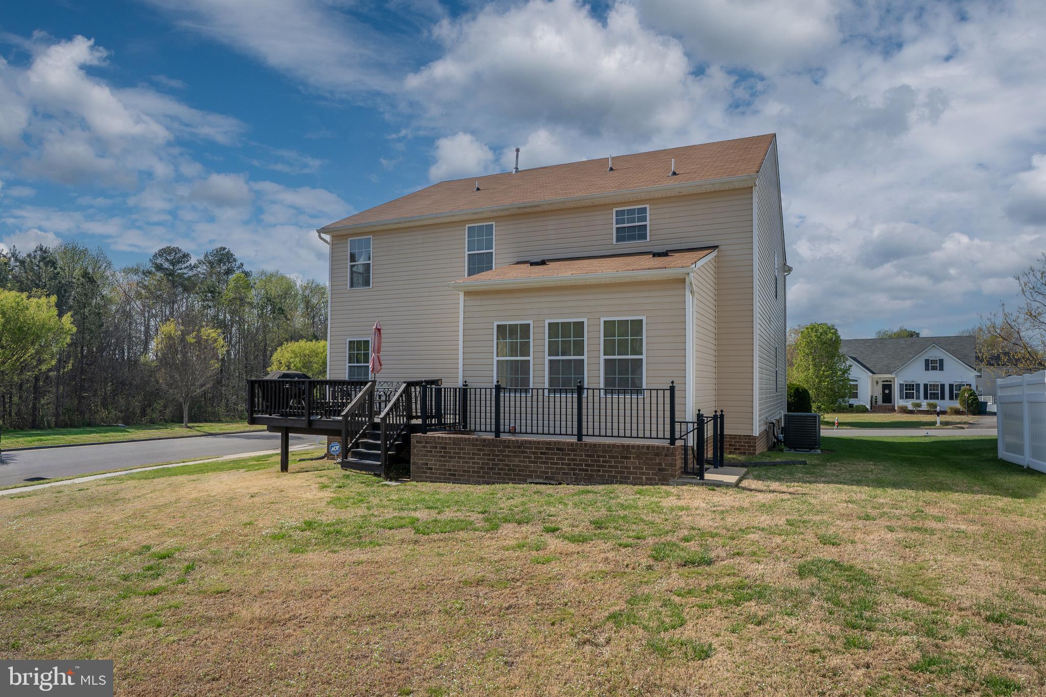 SPRING LAKE - Residential