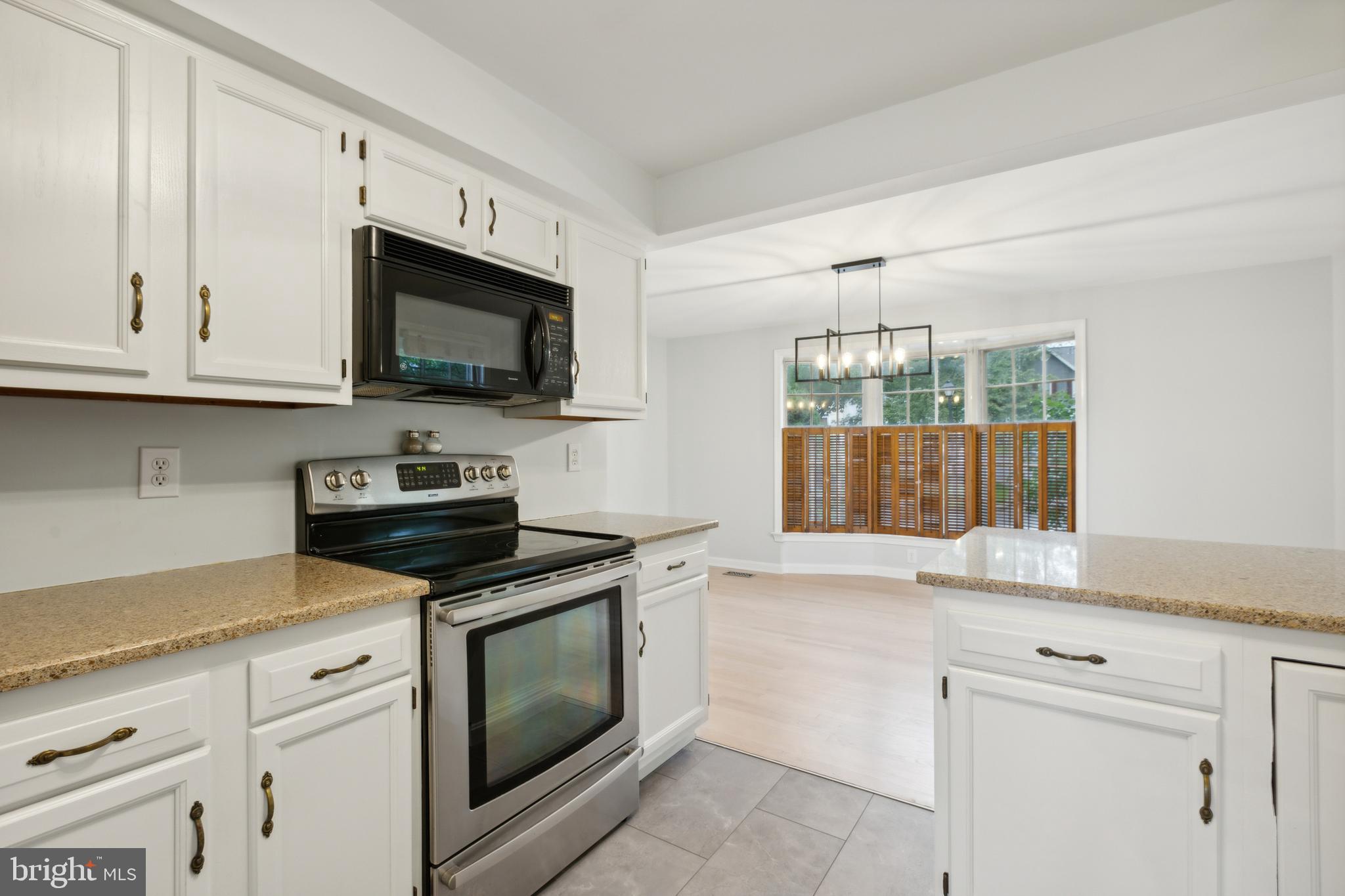 WATERSIDE - Residential