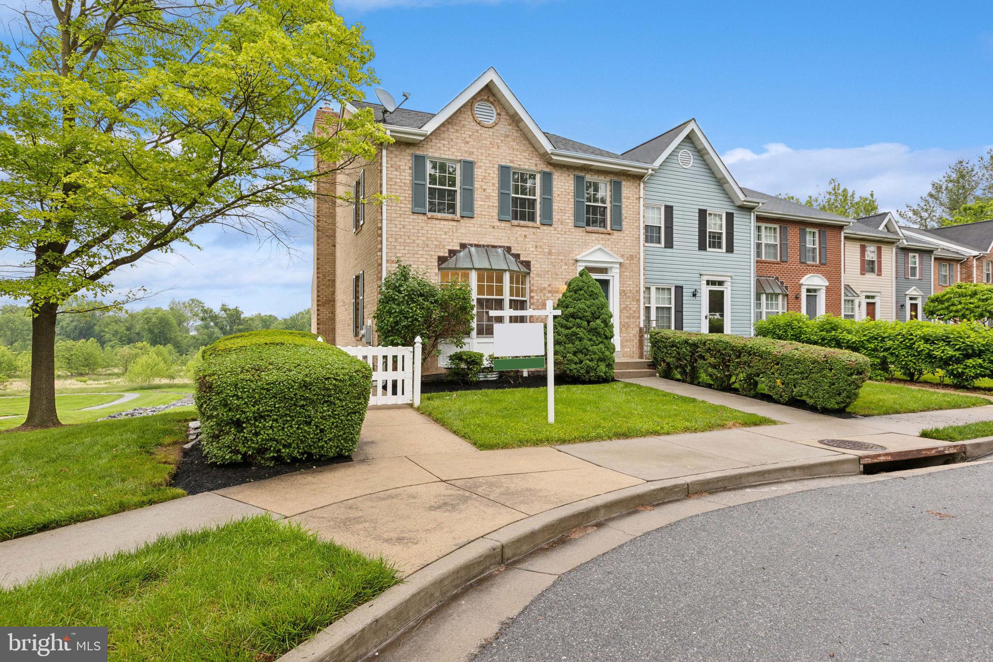 WATERSIDE - Residential