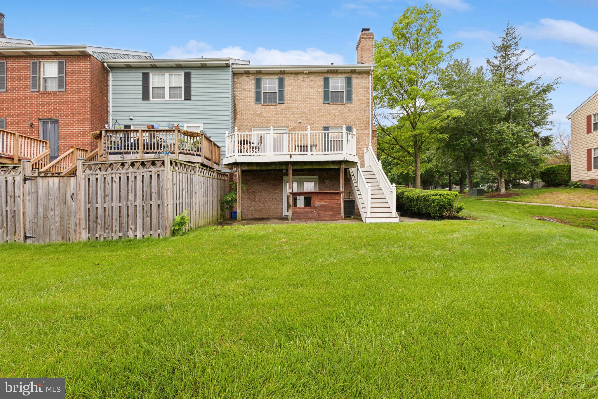 WATERSIDE - Residential