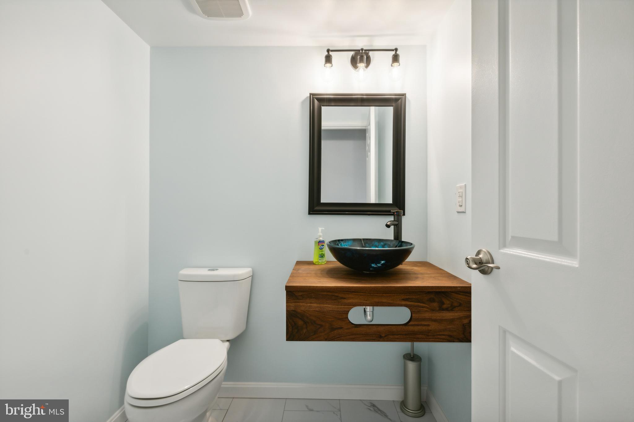 WATERSIDE - Residential