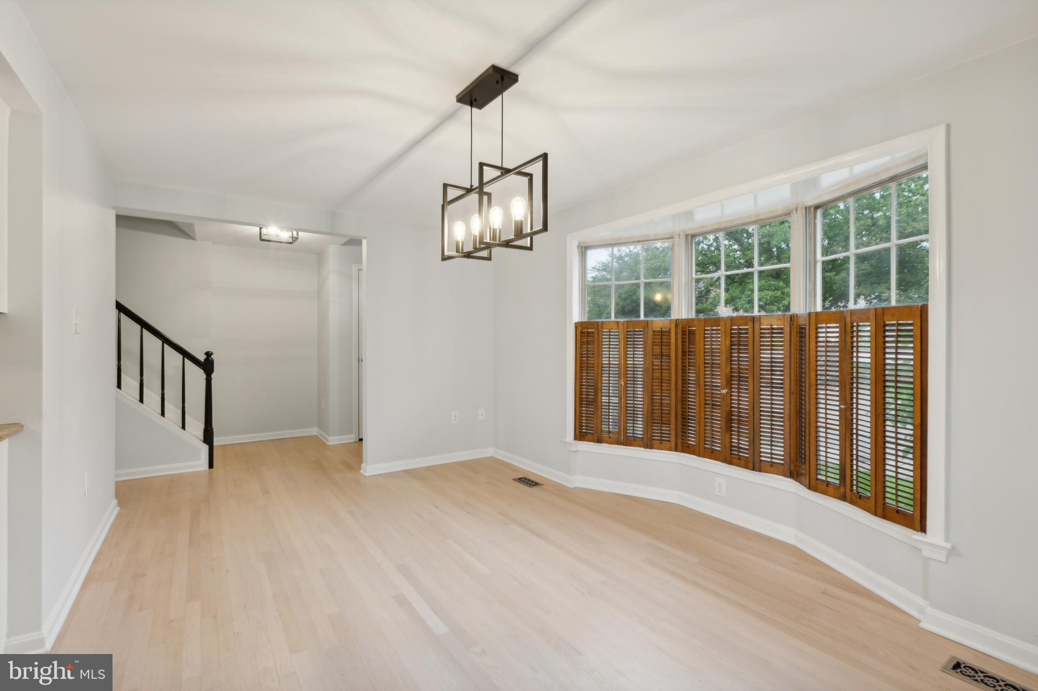 WATERSIDE - Residential