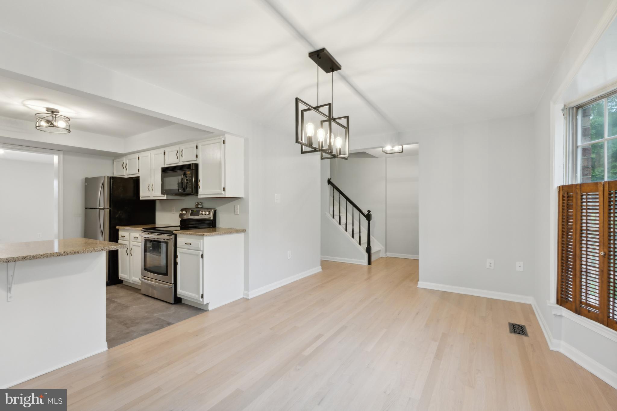 WATERSIDE - Residential