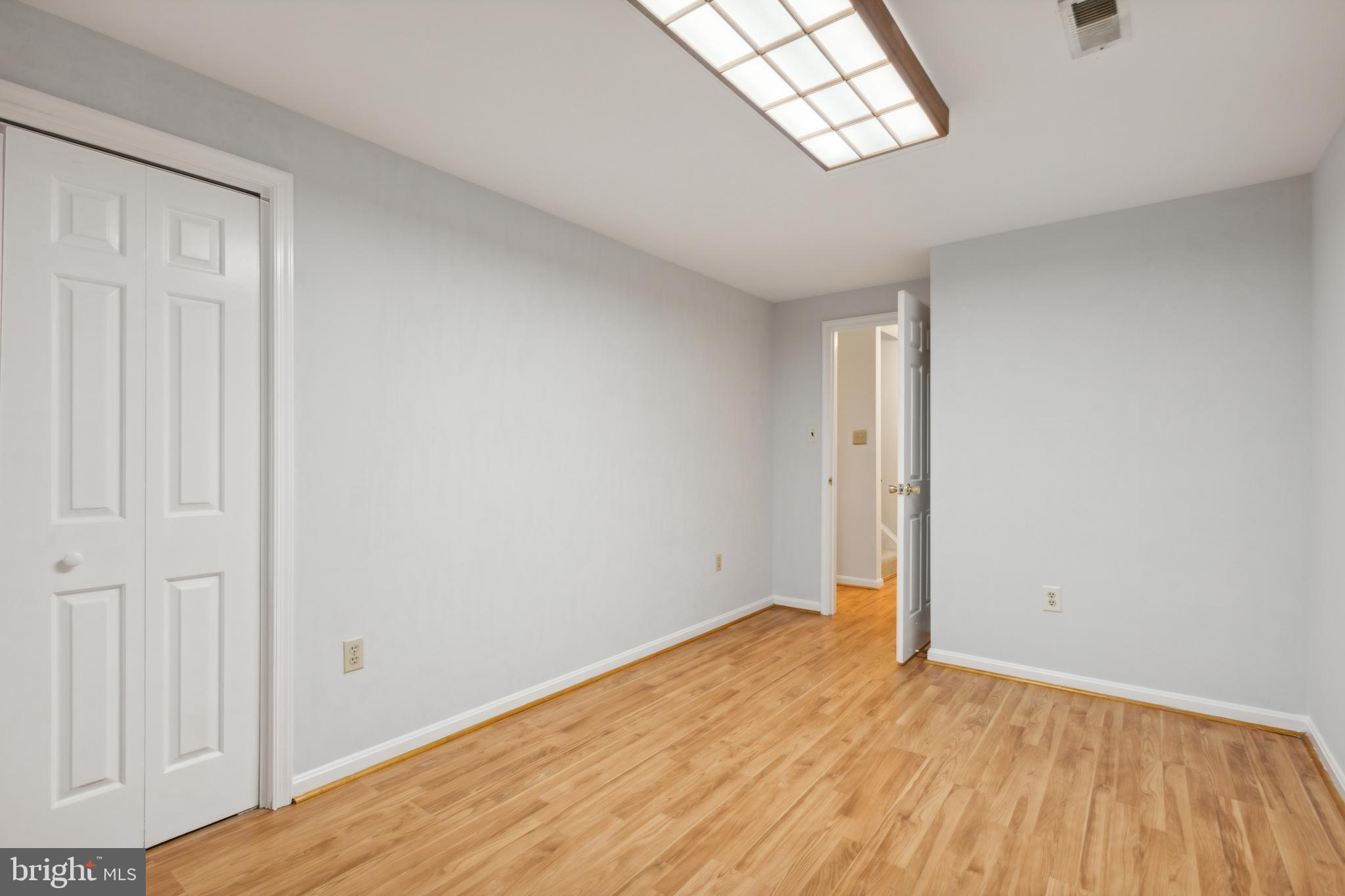 WATERSIDE - Residential