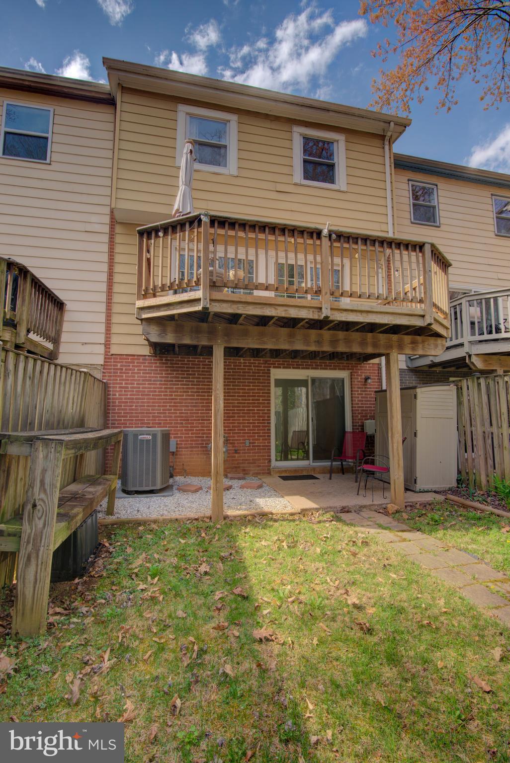 BURKE STATION SQUARE - Residential