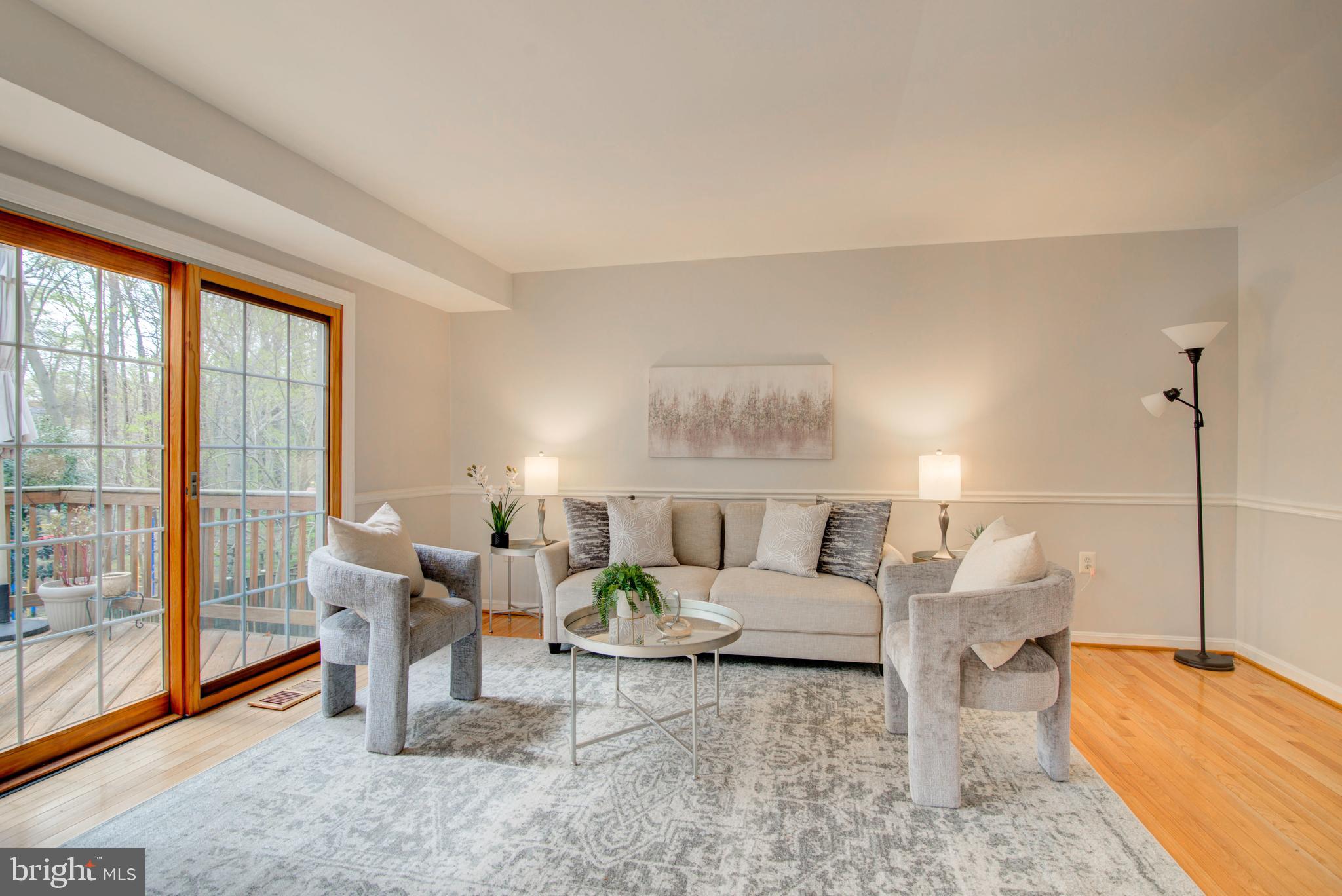 BURKE STATION SQUARE - Residential