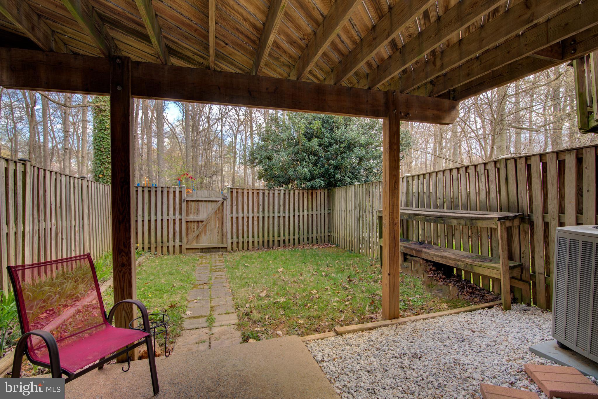 BURKE STATION SQUARE - Residential