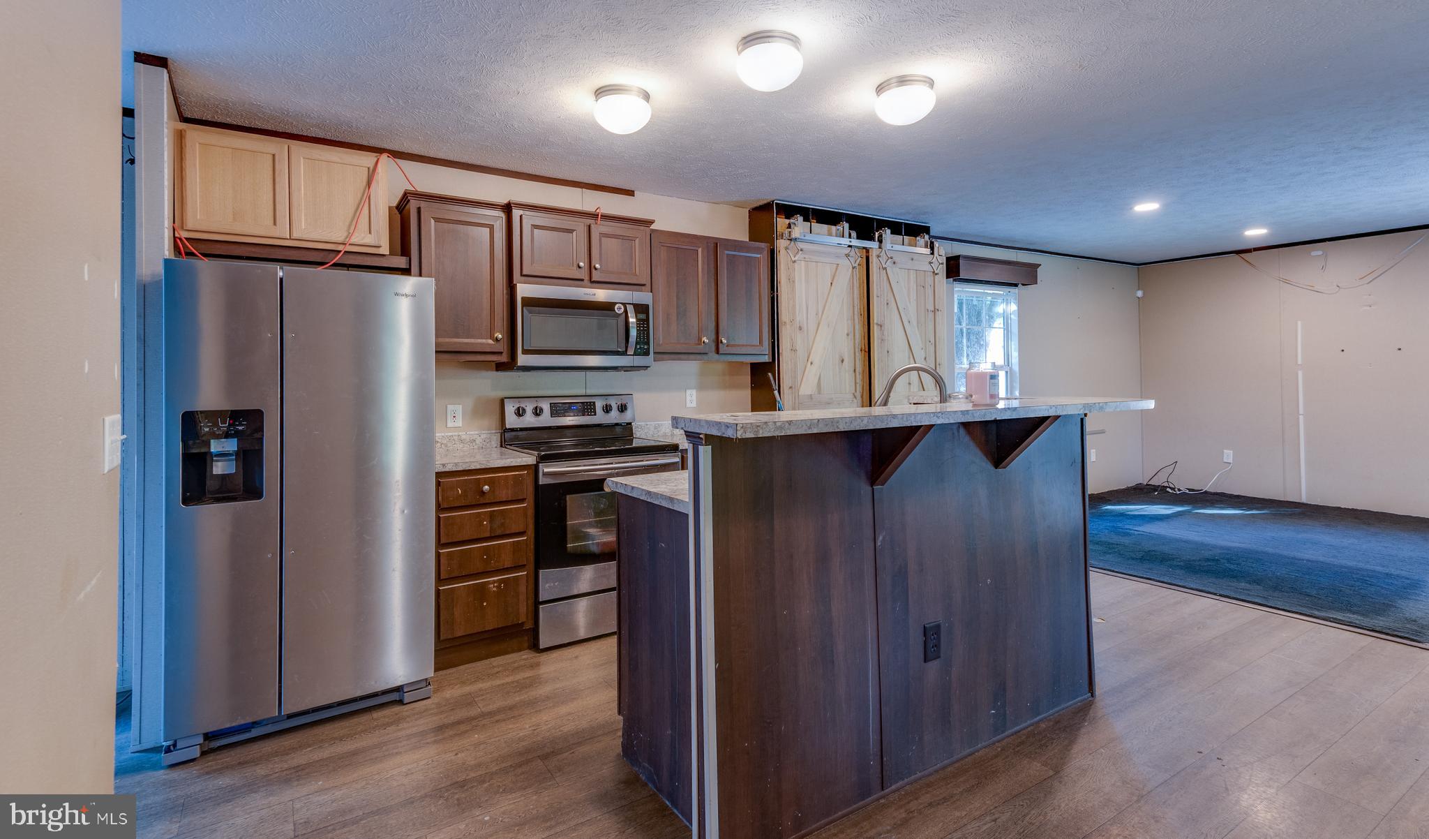 43559 JOHN B THOMPSON ROAD