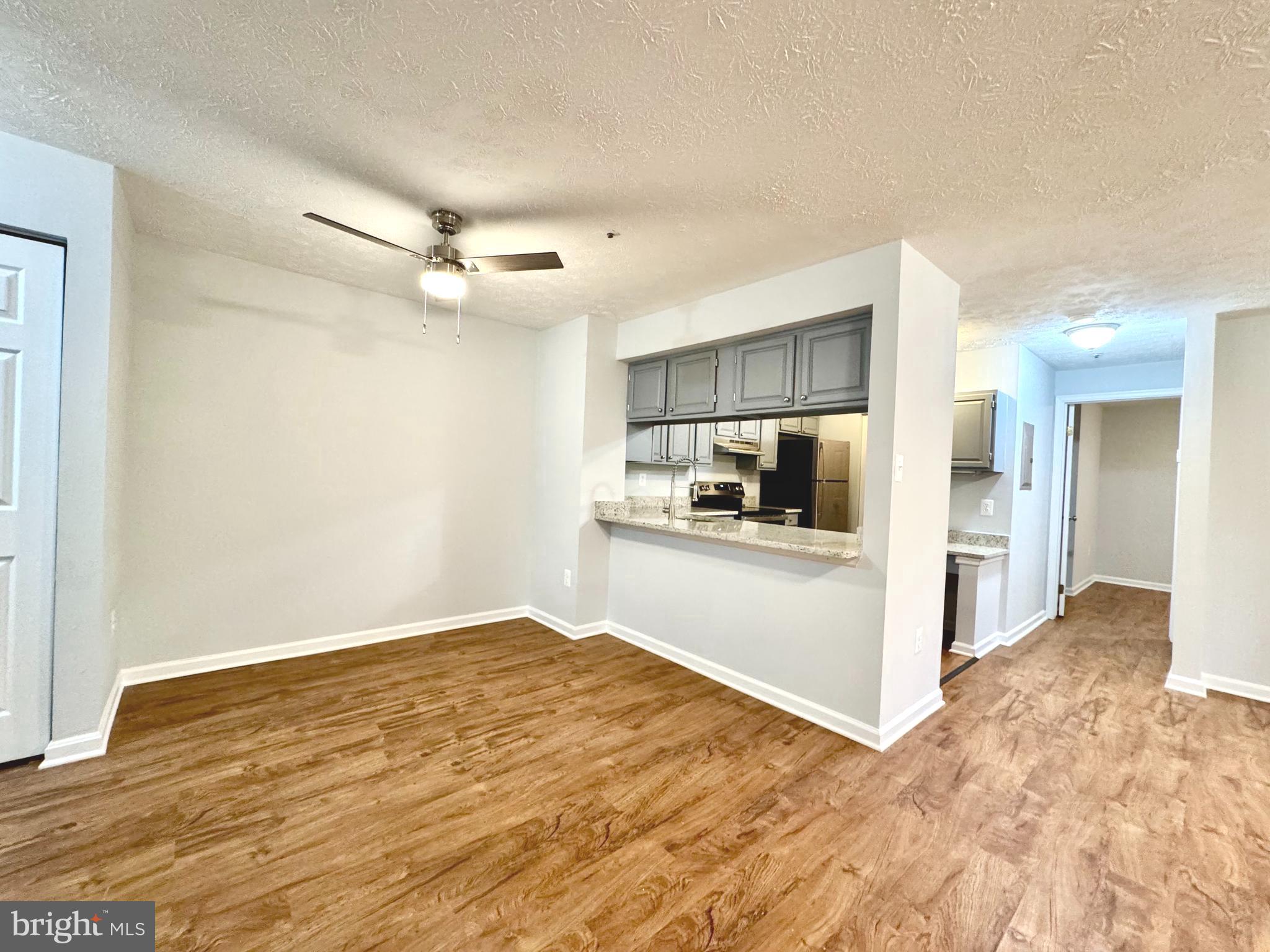 WATERS EDGE AT NORTH LAKE - Residential Lease