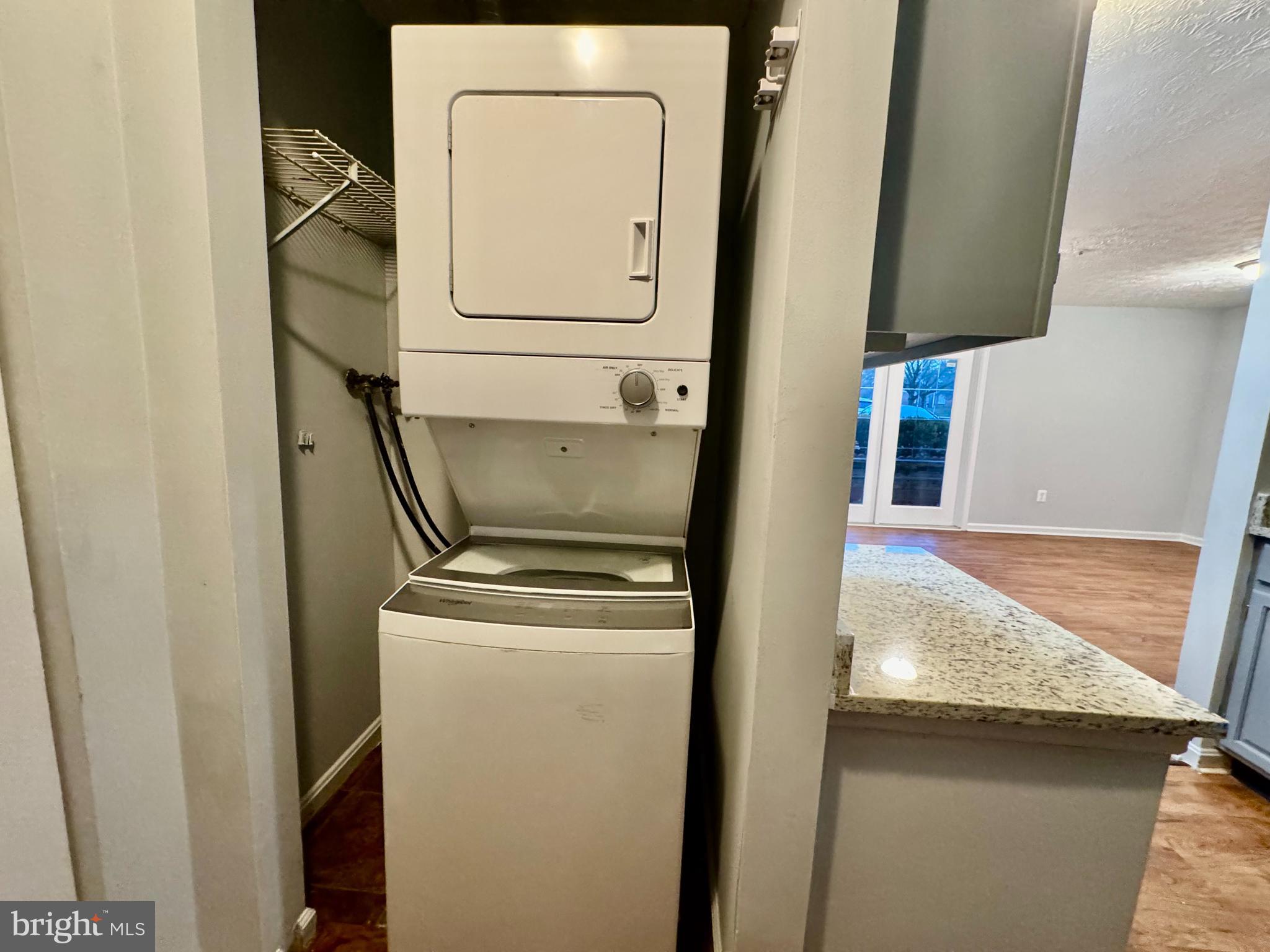 WATERS EDGE AT NORTH LAKE - Residential Lease